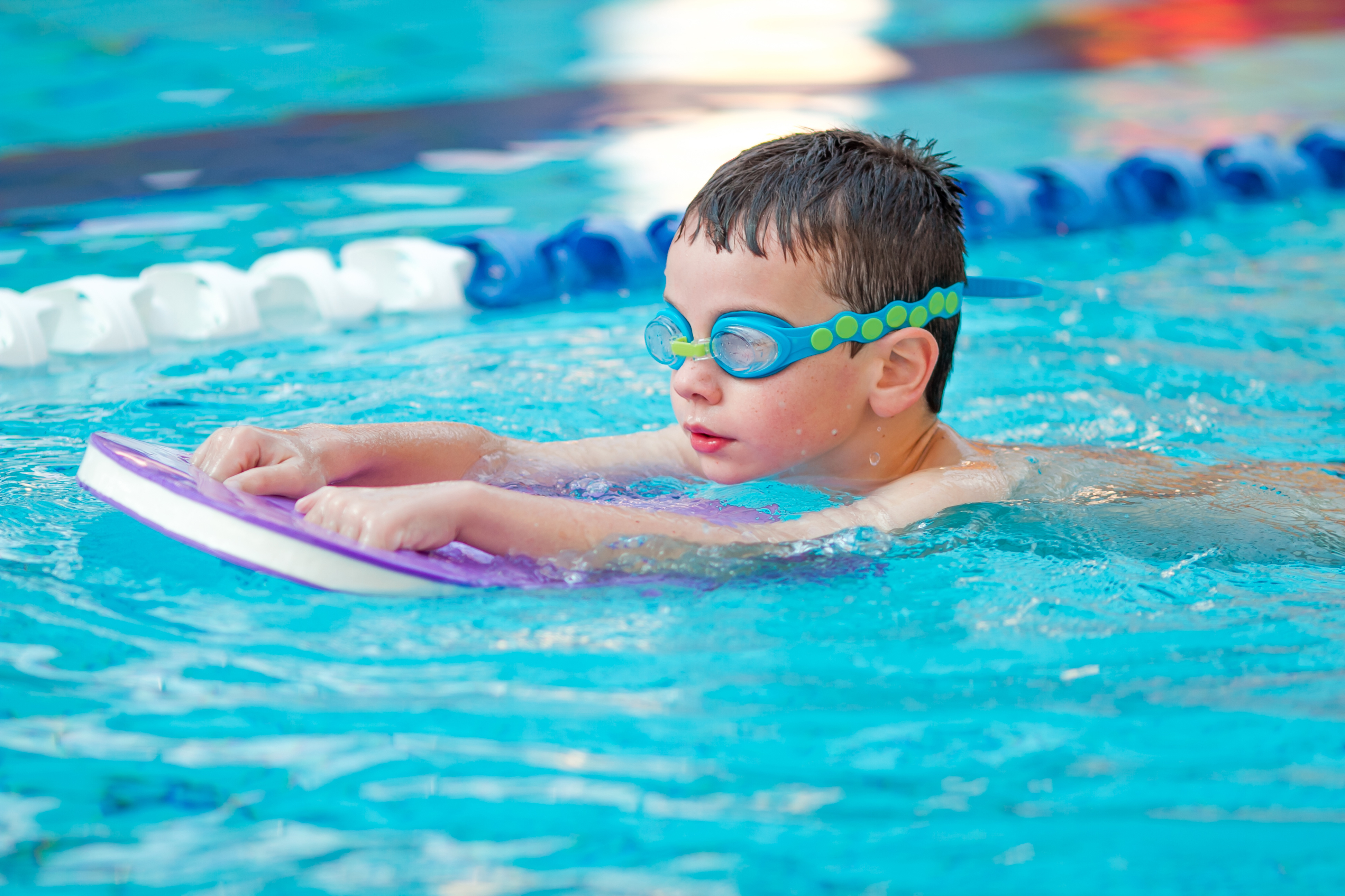 child at swim lesson